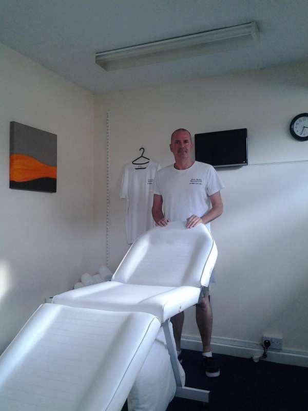 Therapy for the male body & soul - massage and tanning