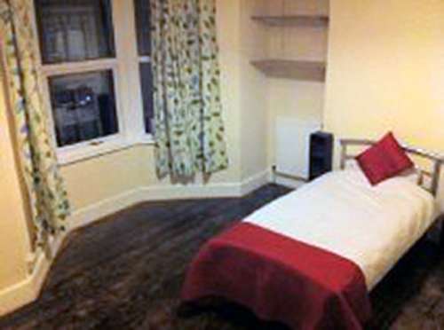 2 fully inclusive rooms + 2 flatlets (inc bedroom & private living area)